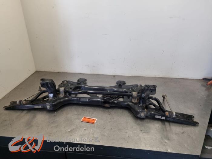 Subframe van een Volkswagen Caddy, Gebruikt, -, Volkswagen, -