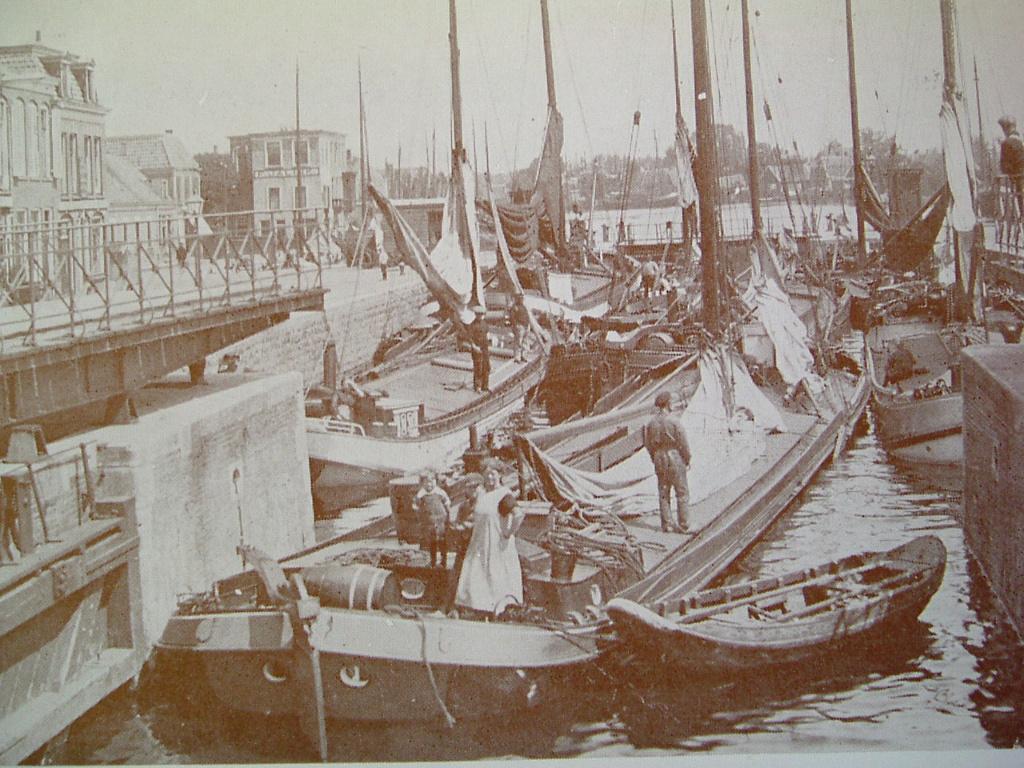 De laatste echte schippers. Binnenvaart onder zeil., H. Speerstra, Ophalen of Verzenden, 20e eeuw of later, Gelezen