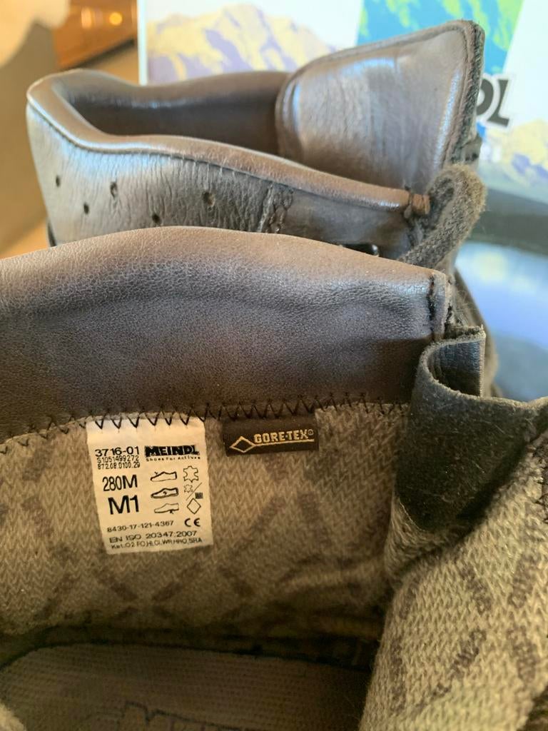 Meindl Island Pro wandelschoenen  43/44 (280M), Sport en Fitness, Bergsport en Wandelen, Ophalen of Verzenden, Gebruikt, Schoenen