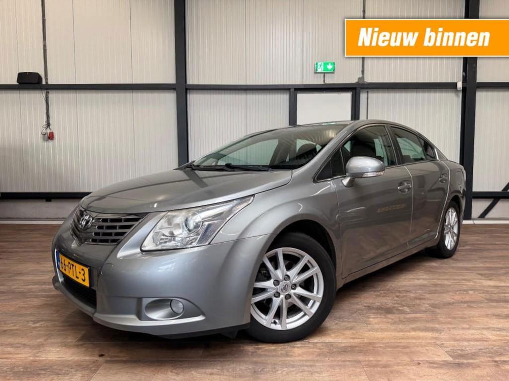Toyota Avensis 1.8 VVTi Business / CLIMA / NAVI / CRUISE / N, Voorwielaandrijving, Euro 5, 15 km/l, Parkeersensor