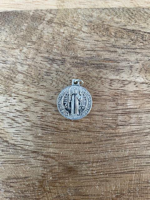 MEDAILLE MET CHRISTUS, Ophalen of Verzenden, Nieuw, Sieraad, Christendom | Katholiek