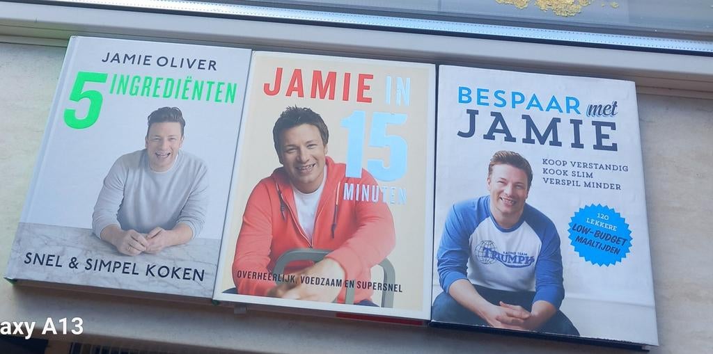 2 Jamie Oliver kookboeken, Boeken, Kookboeken, Ophalen of Verzenden, Zo goed als nieuw, Overige gebieden