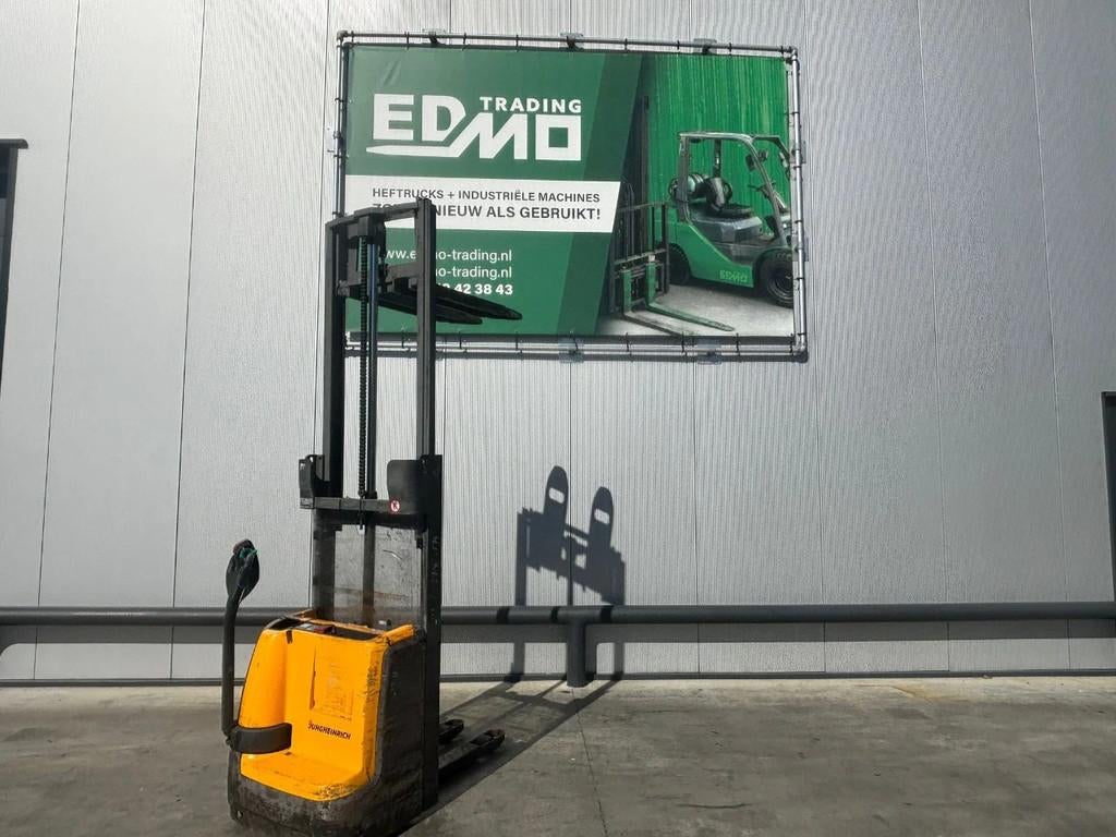 Jungheinrich Stapelaar EJC 112 (bj 2020), Zakelijke goederen, Machines en Bouw | Heftrucks en Intern transport, Stapelaar, Overige aandrijving