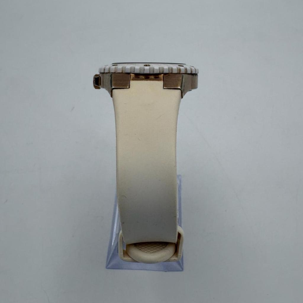 Guess Overdrive dameshorloge W10614L2 - Wit Rosé Creme, Ruilrijk, Zo goed als nieuw, Info@ruilrijk.nl, Neerstraat 60, 6041 KD Roermond