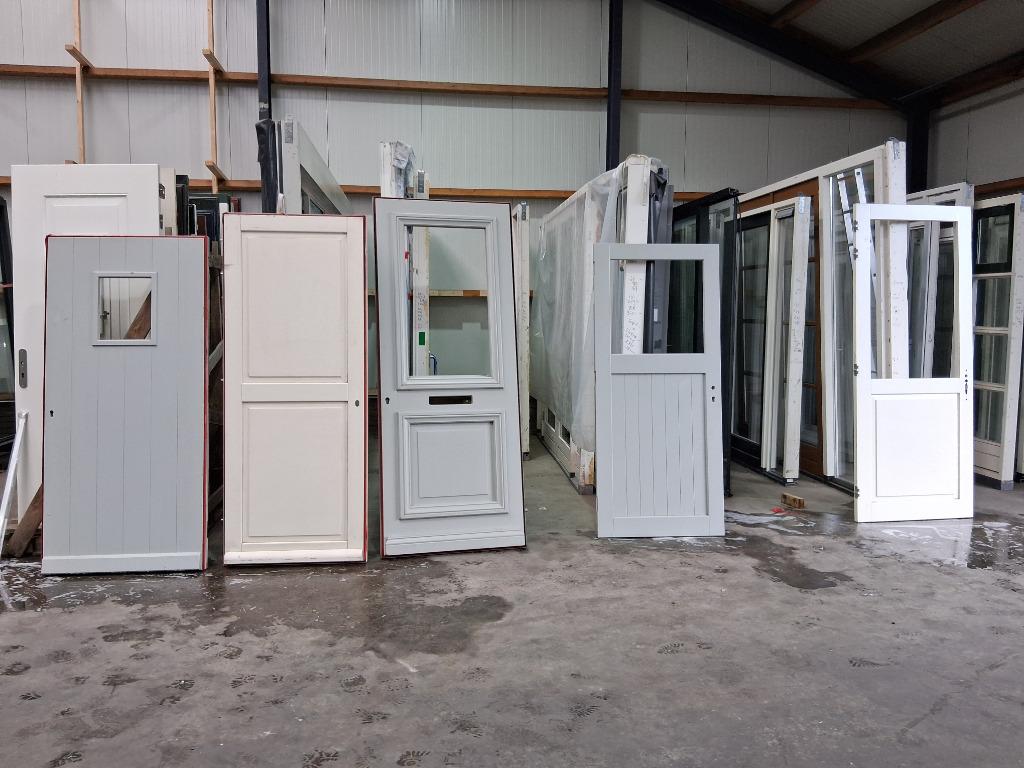 5x Nieuwe deuren bezorgen factuur mogelijk, 215 cm of meer, Ophalen of Verzenden, Hout, Buitendeur