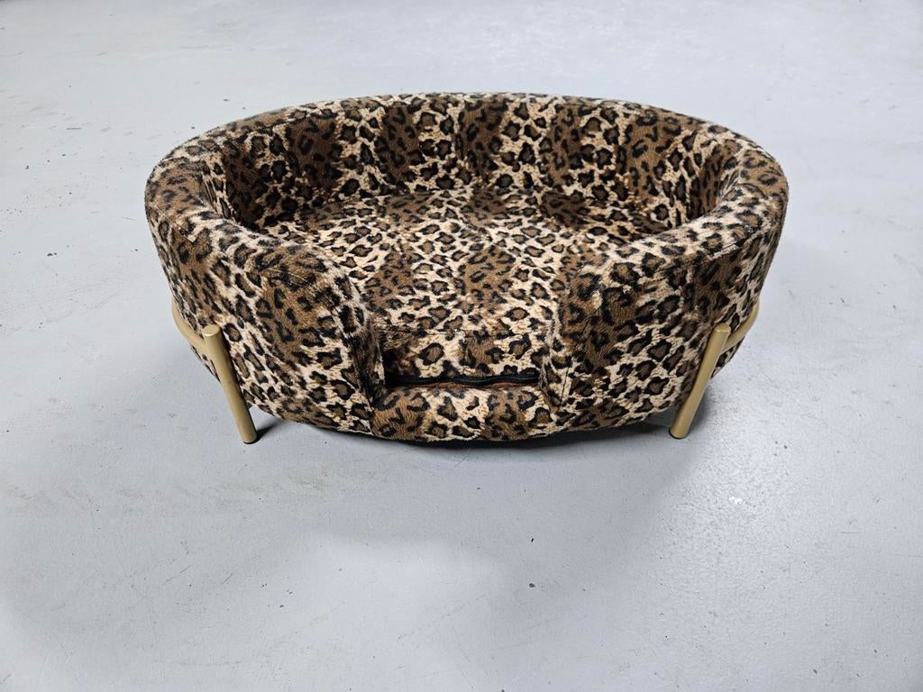 Zo goed als nieuwe hondenmand, Universele, Verzenden, Zo goed als nieuw, Info@alfredgerrits.nl