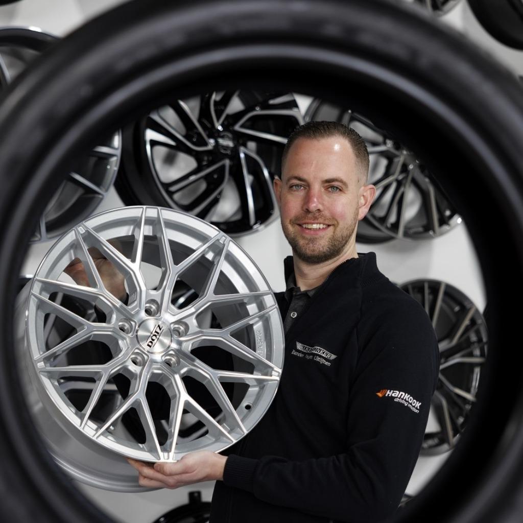 Nieuwe velgen 5x112 VW Golf Audi A3 19" Zwart Monaco FF3, Monaco, Velg(en), Info@bandenbunker.nl, Nieuw