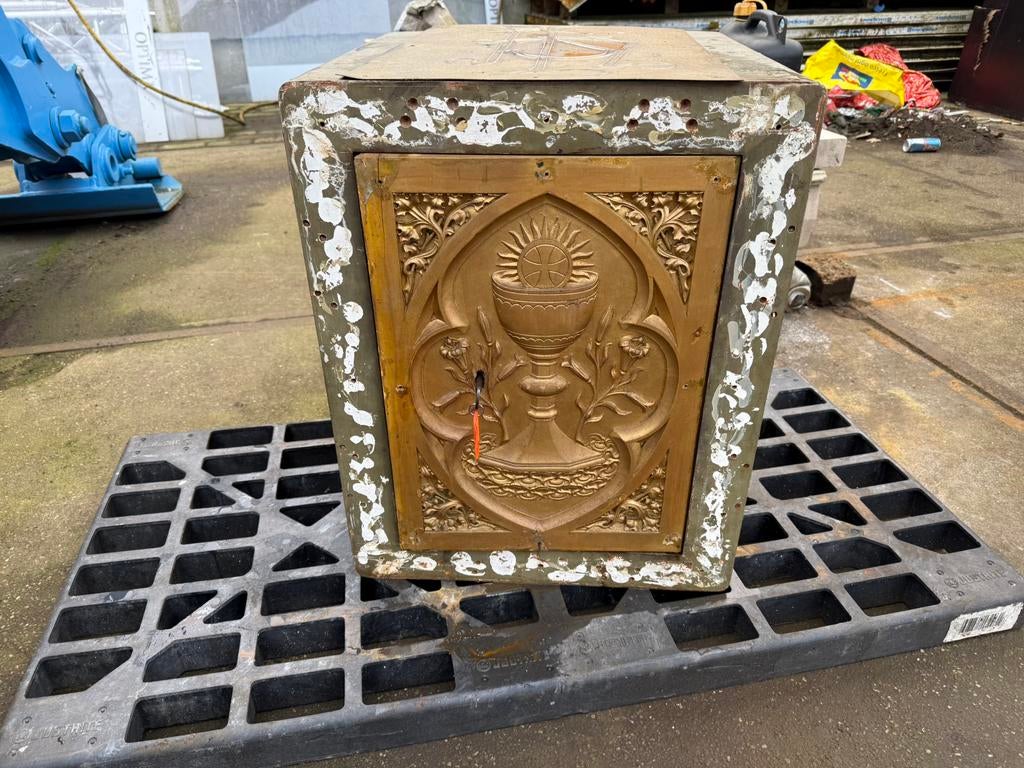 Antieke klooster kluis, Ophalen, Gebruikt, Brandkast