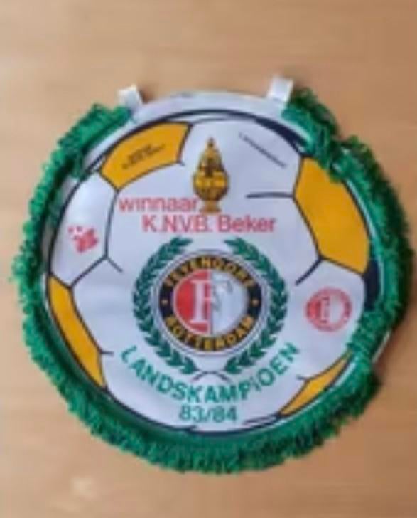 OP ZOEK: 1983/1984 Feyenoord items, Ophalen of Verzenden, Zo goed als nieuw, Overige typen