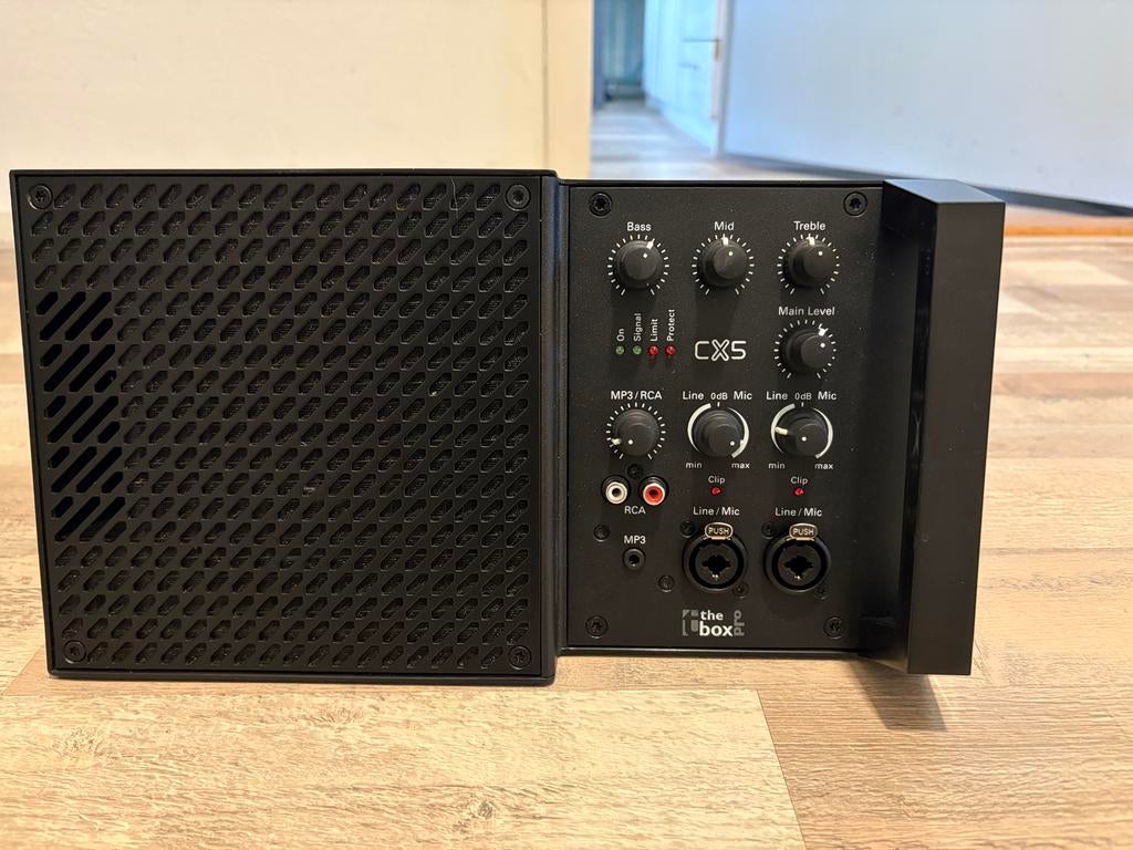 The Box Pro cx 5 monitor inclusief case en standaard!, Ophalen of Verzenden, Zo goed als nieuw, Minder dan 500 watt, Monitor(versterker)