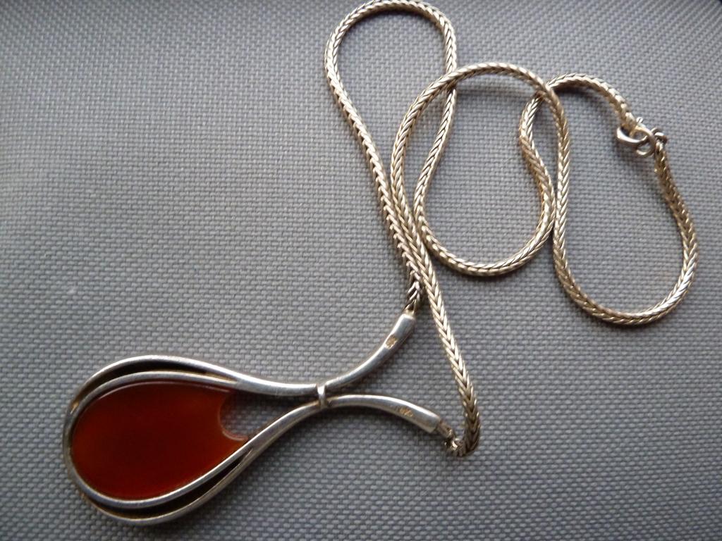 Relo, sterling zilveren collier, perspex of barnsteen inlay, Met hanger, Verzenden, Zo goed als nieuw, Zilver