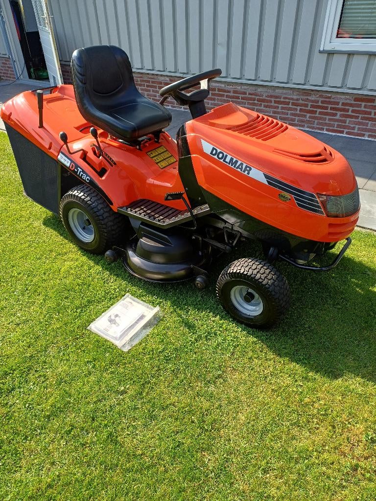 DOLMAR D-trac 16/102 15,5pk OHV AVS B&S, Nieuwstaat!, Tuin en Terras, Zitmaaiers, Dolmar, Ophalen of Verzenden, Zo goed als nieuw