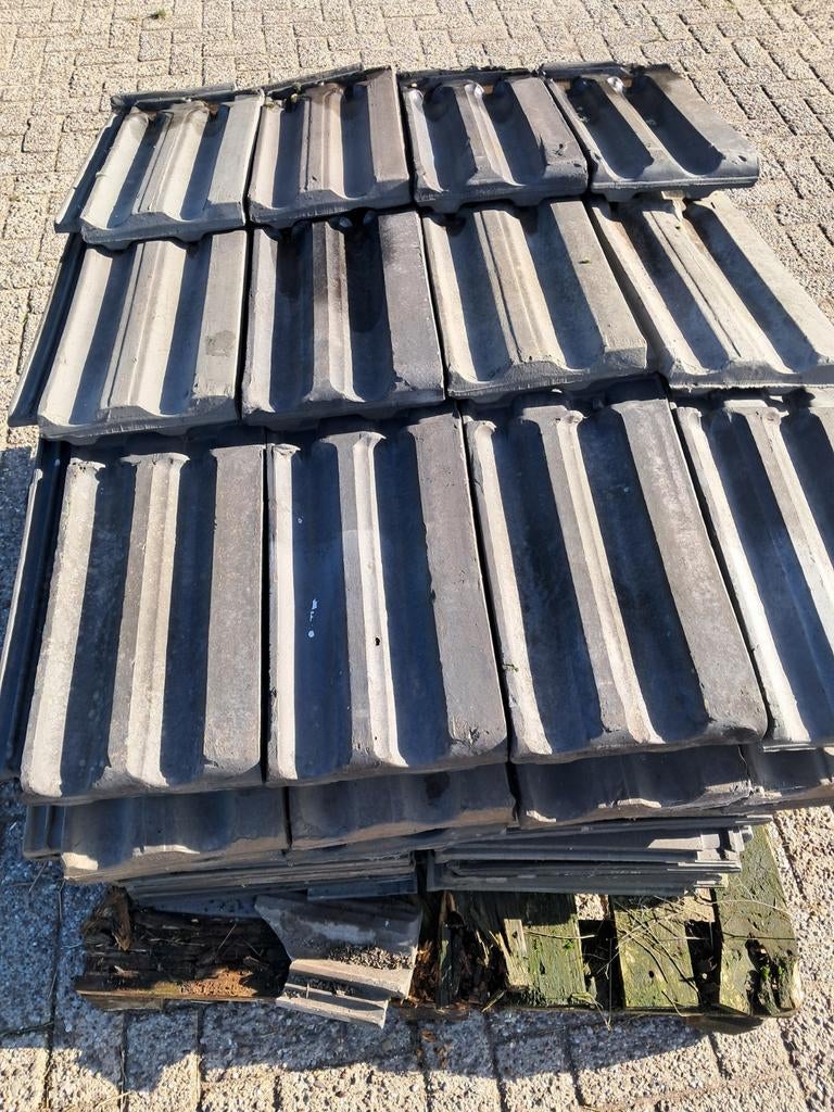 Mulden dakpannen, Doe-het-zelf en Verbouw, Dakpannen en Dakbedekking, Ophalen, Gebruikt, Steen of Klei, Blauw