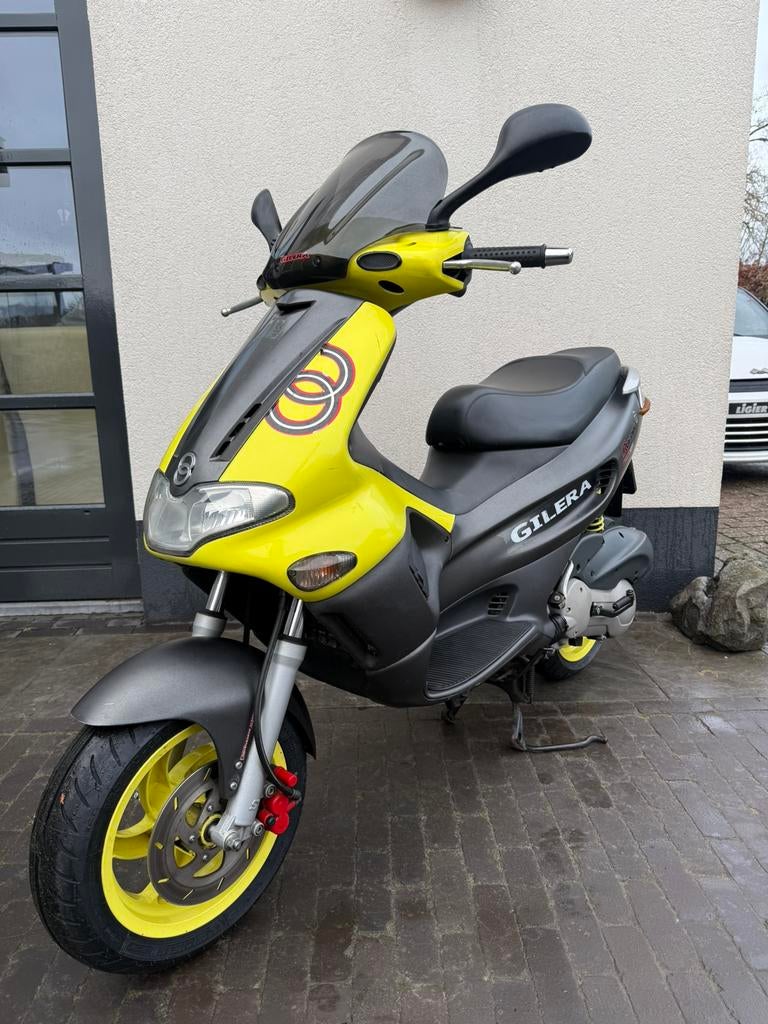 ⭐️Gilera runner sp pro geel opaco 5904 km a1 nieuwstaat⭐️