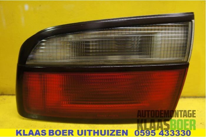 Achterlicht rechts van een Mazda 626, Ophalen of Verzenden, 12 maanden garantie, Gebruikt, Mazda