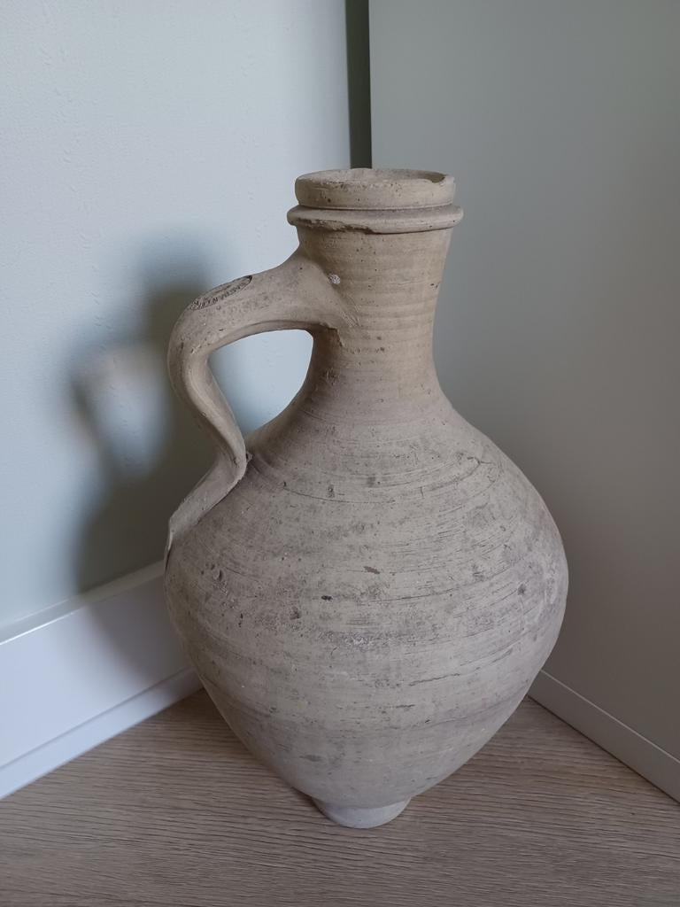 Vaas kruik handgemaakt Juan Sebastián López In Sevilla Spain, Overige kleuren, Aardewerk of Porselein, Ophalen of Verzenden, Zo goed als nieuw