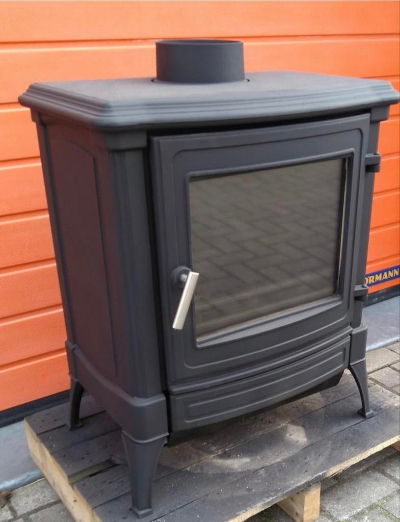 Demomodel houtkachel Nestor Martin S33 met woodbox systeem, Gebruikt, Houtkachel, Ophalen of Verzenden, Vrijstaand