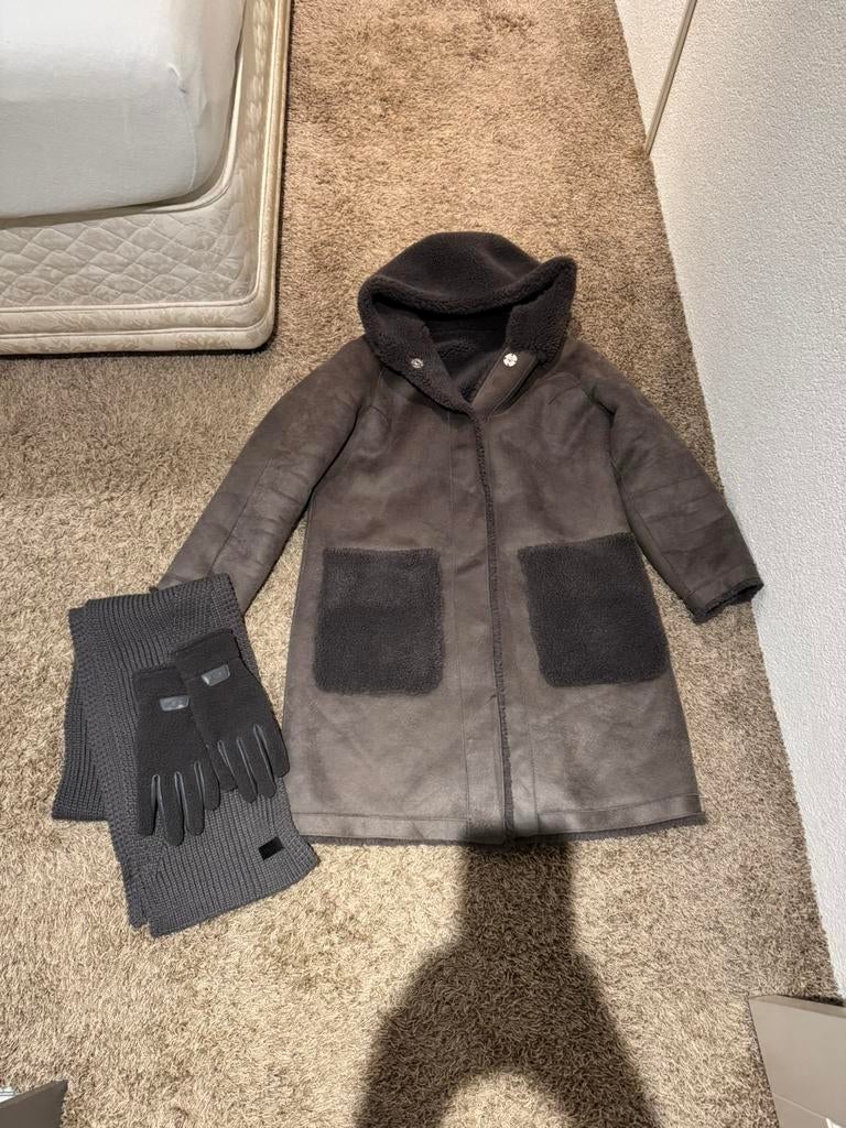 Studio ar reverseble faux lammy coat maat 40, Ophalen of Verzenden