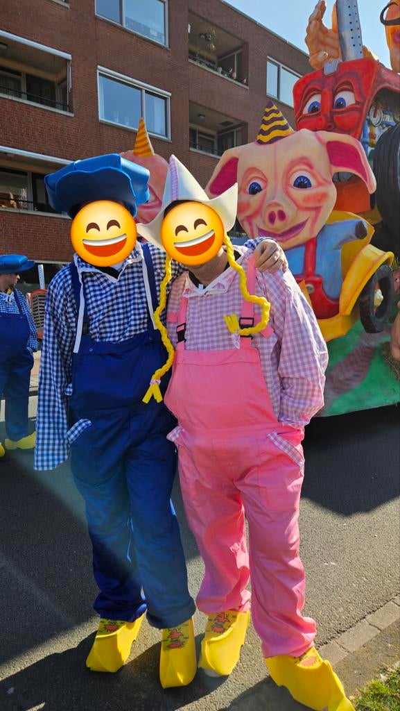 Boeren en boerinnenpakken. Diverse maten, Ophalen, Carnaval, Overige maten, Zo goed als nieuw