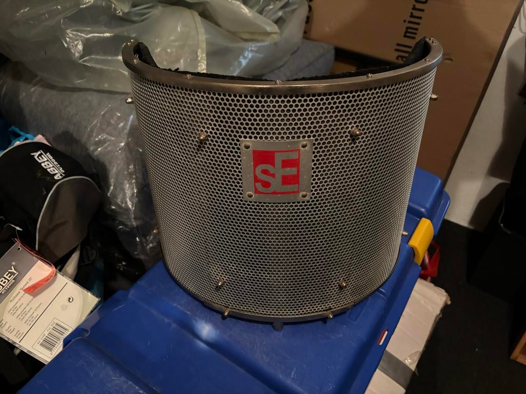 SE Electronics Reflexion Filter Pro, Muziek en Instrumenten, Microfoons, Ophalen, Gebruikt, Studiomicrofoon