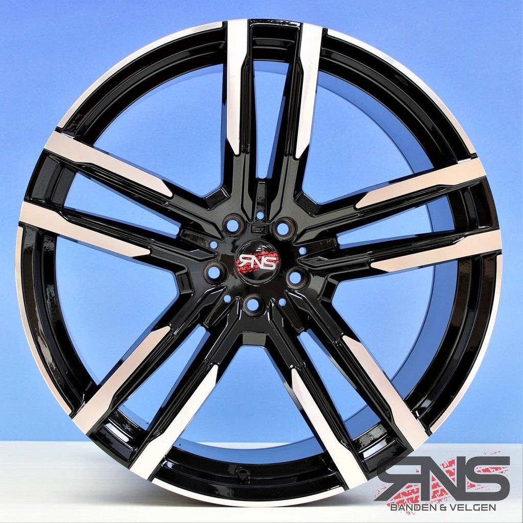 5x112 22 inch Passen Onder Breedset  X5 G05 F95 X6 G06 f96 X, Velg(en), -, -, Nieuw