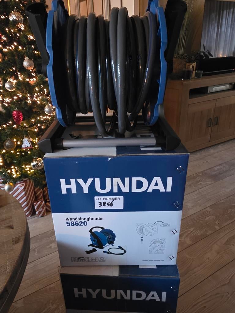 Nieuw in doos,Tuinslang op trolly, 20 meter met spuitmond., Ophalen, Nieuw, Tuinslang