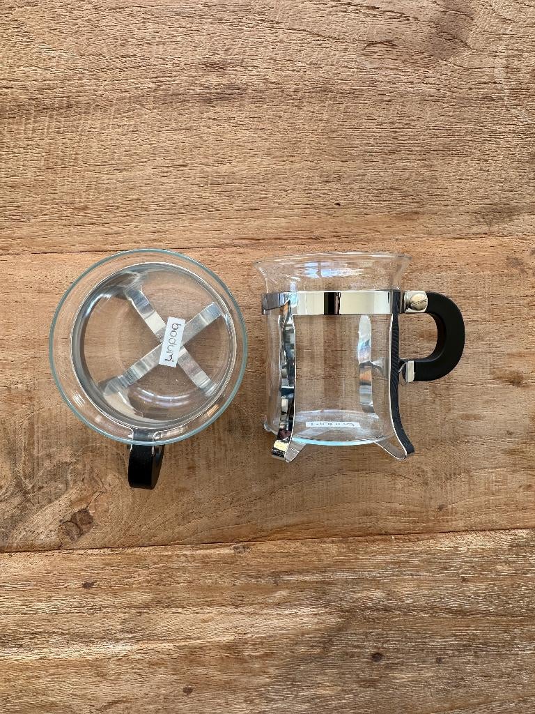 Bodum Chambord glazen (2x) met chromen houder, Huis en Inrichting, Keuken | Servies, Glas of Glazen, Ophalen of Verzenden, Overige stijlen