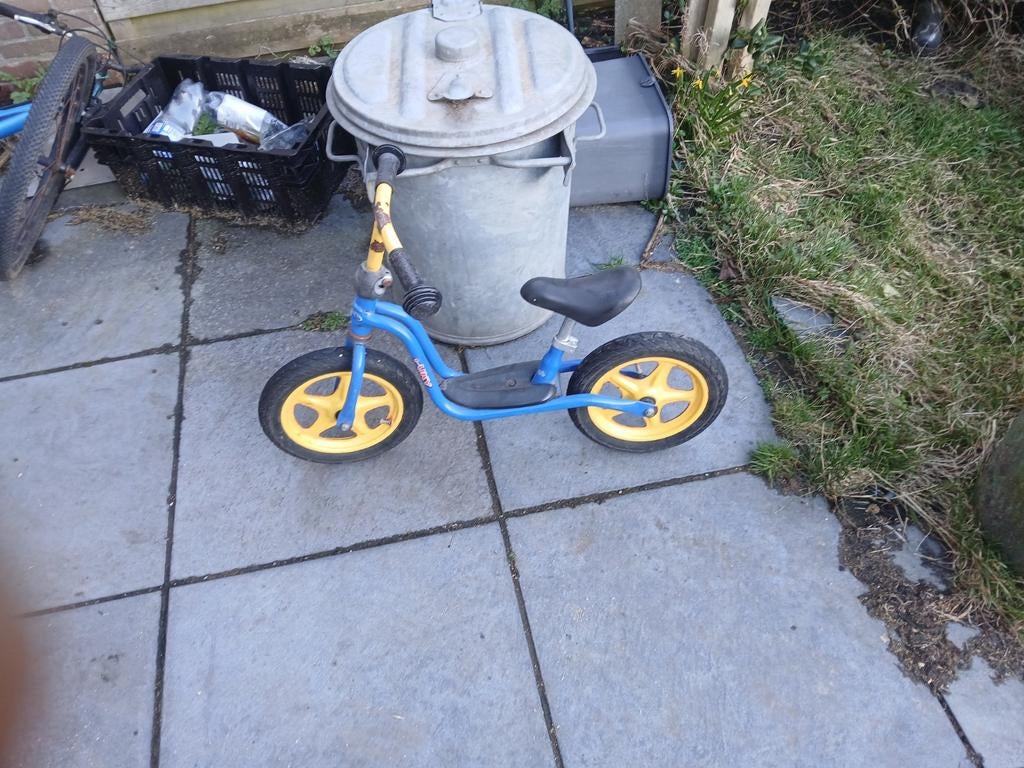 Loopfiets in redelijke staat, Ophalen