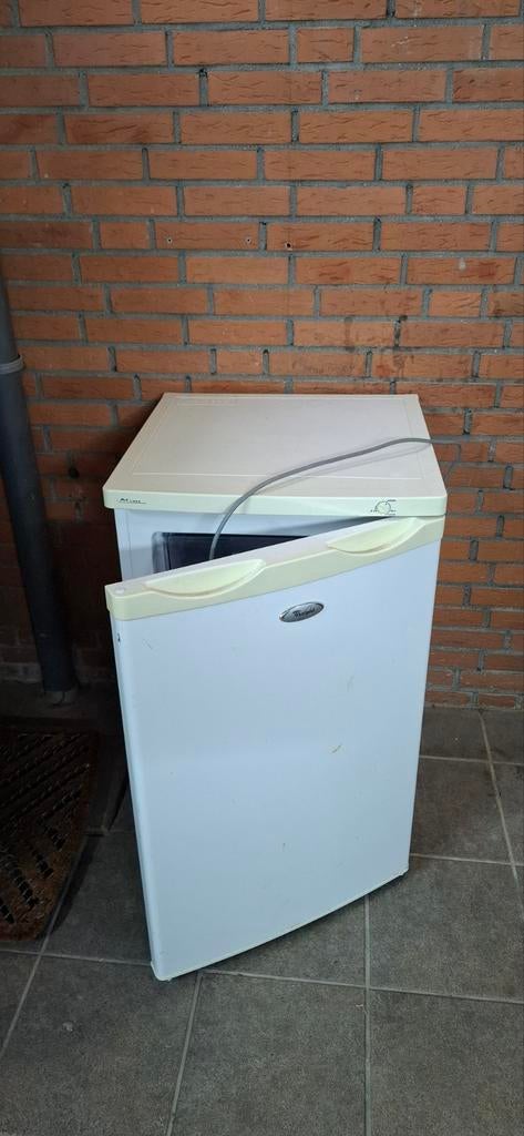 Vriezer en koelkast tafelmodel, Witgoed en Apparatuur, Vriezers en Diepvrieskisten, Gebruikt, Minder dan 60 cm, Vrijstaand, Ophalen