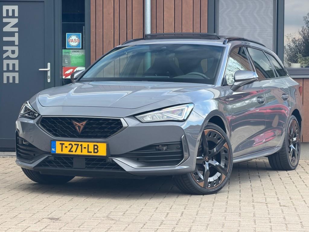 Cupra LEON SPORTSTOURER 1.4 E-HYBRID BNS Pano Acc Camera, 4 cilinders, 150 pk, Leon, Plug-in hybride