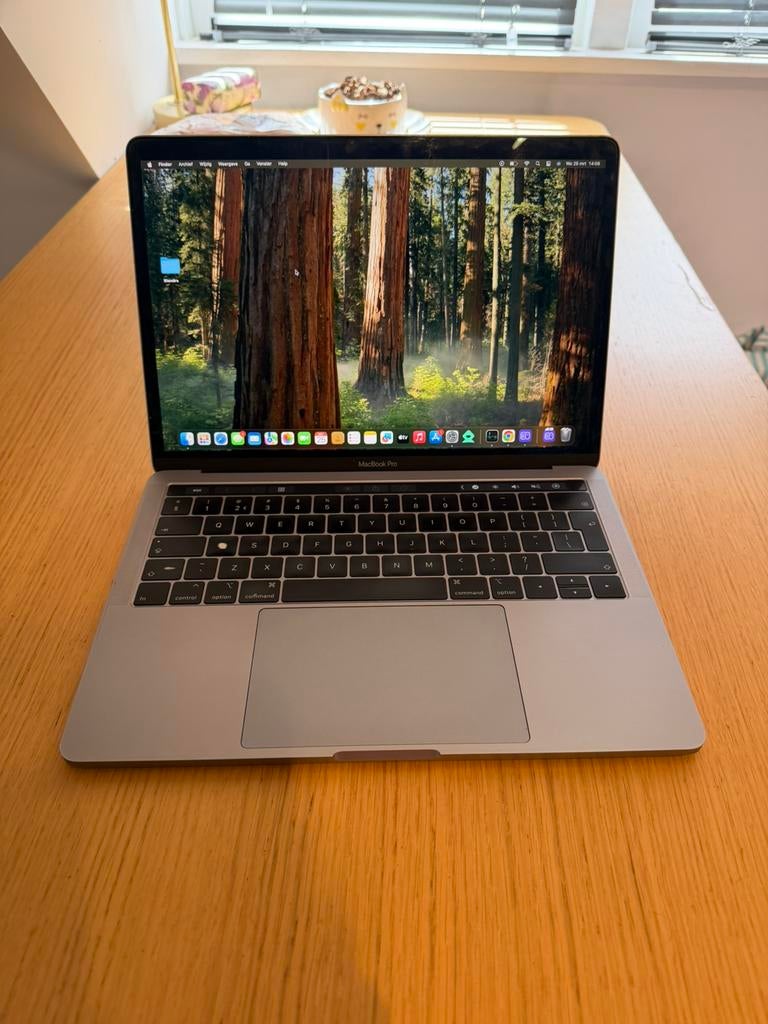 MacBook Pro 13 inch 2018 i5 8GB 256GB Touch Bar, 2 tot 3 Ghz, 13 inch, Zo goed als nieuw, Ophalen