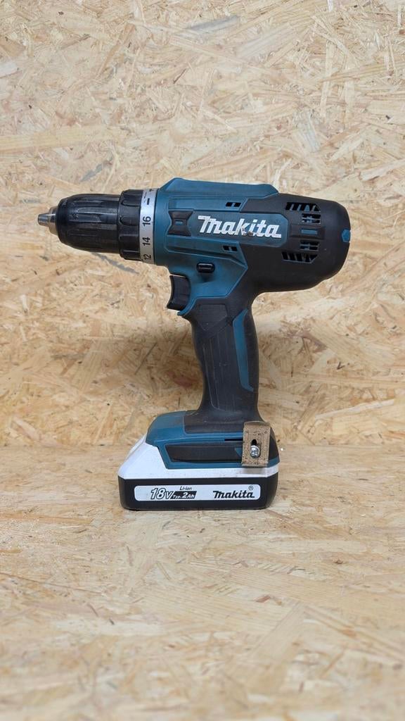 Makita DF488DWAE accu boormachine compleet, Ophalen of Verzenden, Gebruikt, Boormachine, Variabele snelheid