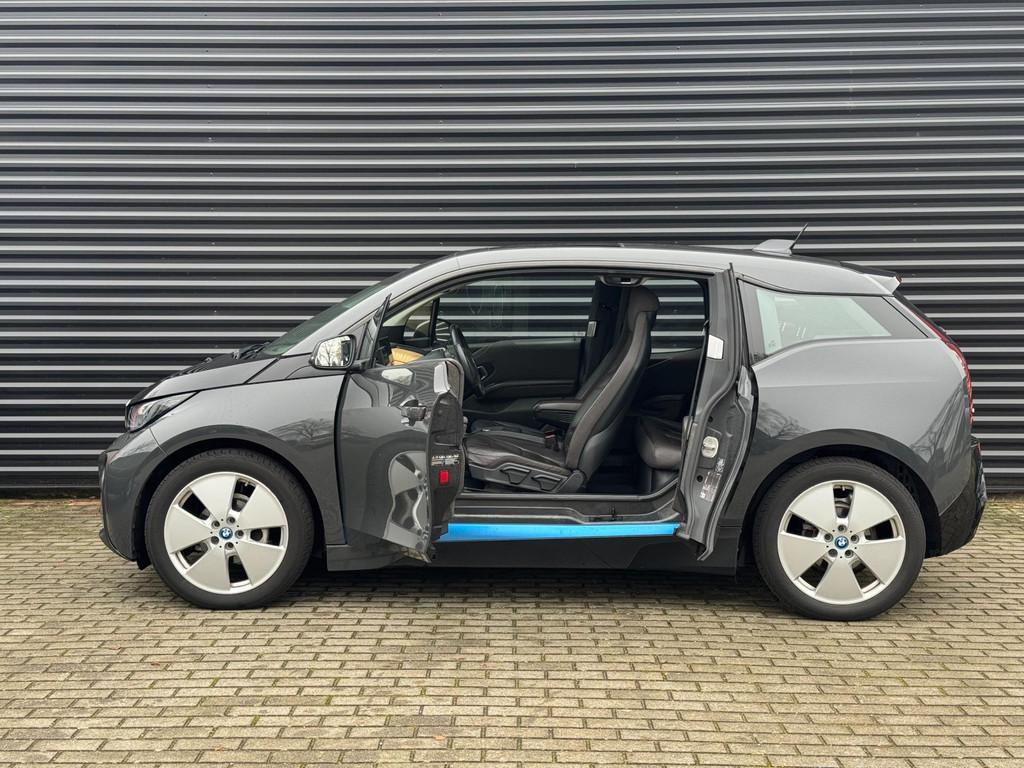 BMW I3 Comfort Advance 22 kWh | 81%SOH | PANO | Leder | Hout, Automaat, Achterwielaandrijving, Gebruikt, Zwart