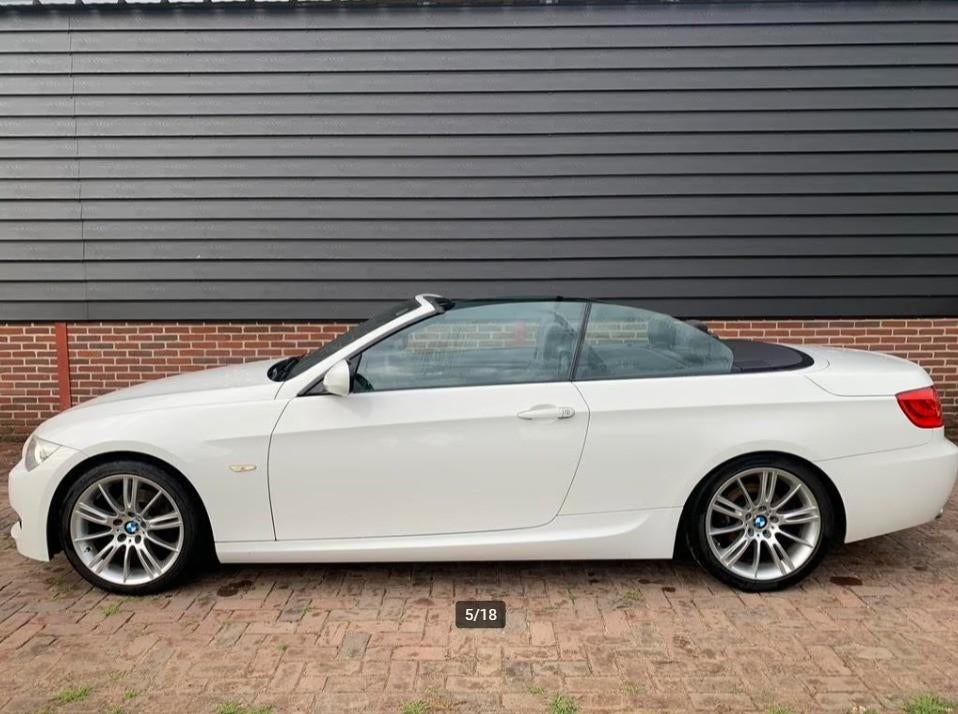 BMW 3-Serie 2.0 I 318 105KW Cabrio 2012 Wit, Auto's, Euro 5, Zwart, Cabriolet, Alcantara