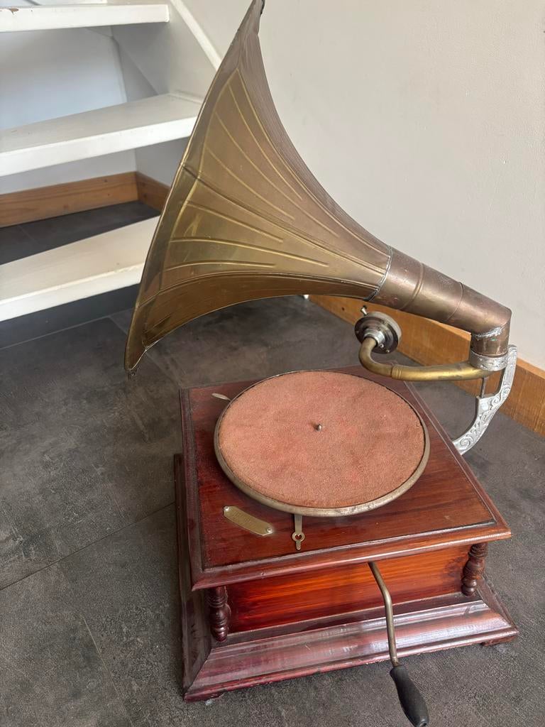Grammofoon 'His Master's Voice' met platen, Ophalen, Gebruikt, Platenspeler, Overige merken