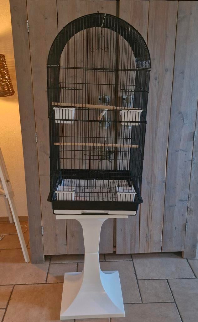 Grote vogelkooi, Dieren en Toebehoren, Ophalen, Zo goed als nieuw, Metaal, Vogelkooi
