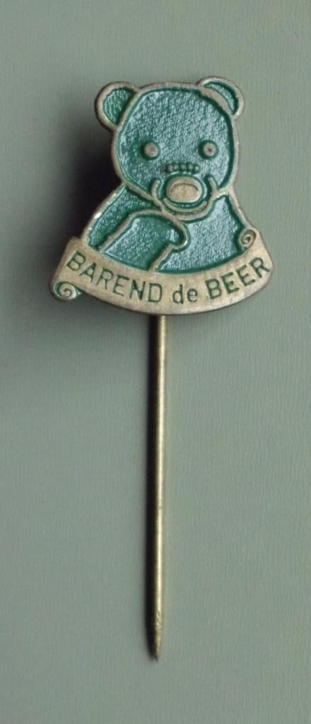 Barend de Beer - groen - metaal - TV jaren 60, Verzamelen, Ophalen of Verzenden, Zo goed als nieuw, Figuurtje, Speldje of Pin