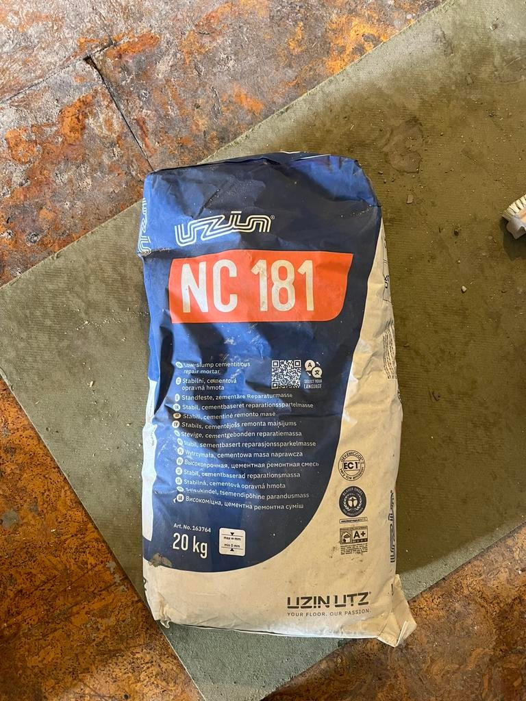 Uzin NC 181, Ophalen, Nieuw