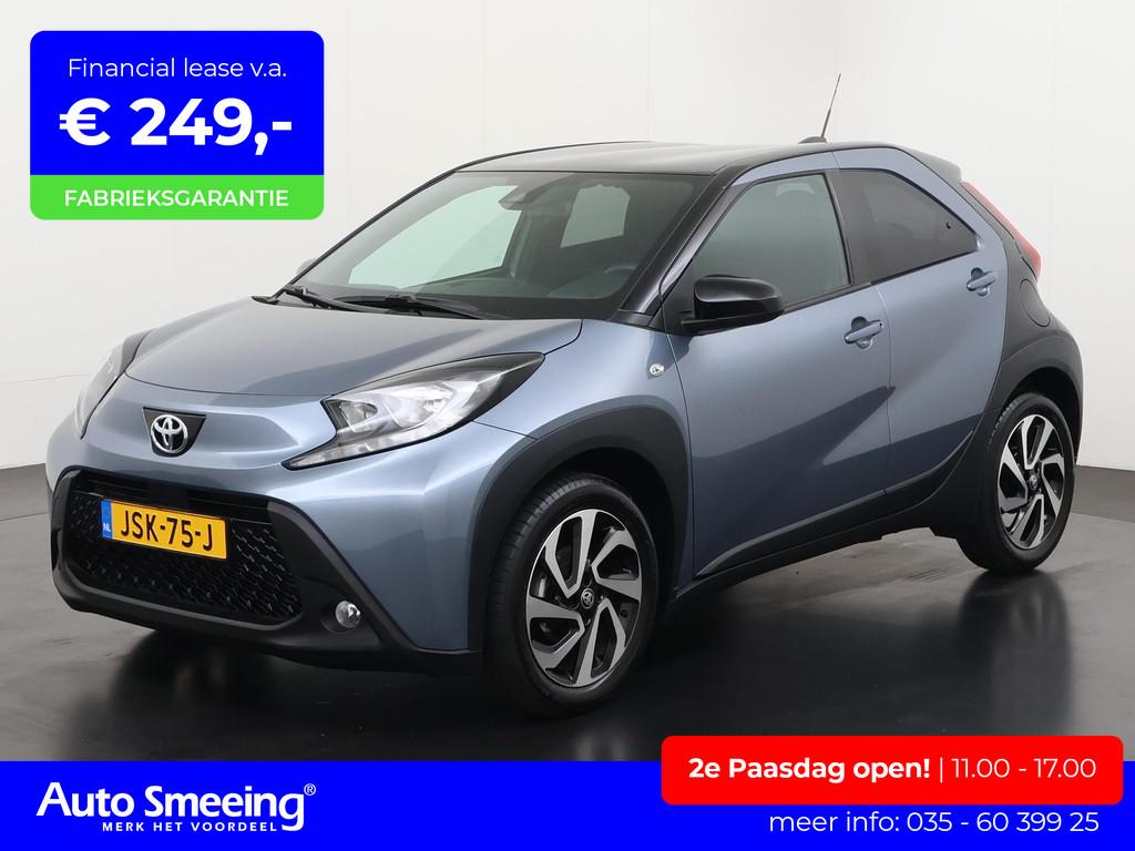Toyota Aygo X 1.0 VVT-i MT Play | Camera | Stoelverwarming |, 12 maanden, Stof, Gebruikt, Euro 6