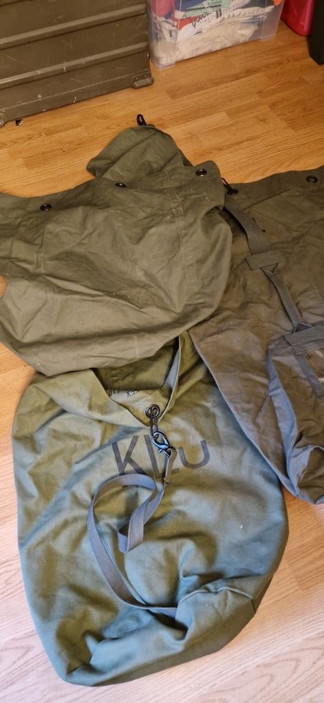 3 plunjezakken, Ophalen of Verzenden, Landmacht, Nederland, Overige typen