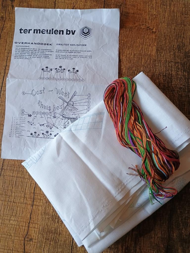 Oud Ter Meulen Borduurpakket -  Overhanddoek Incl. zijde, Ophalen of Verzenden, Borduurpakket