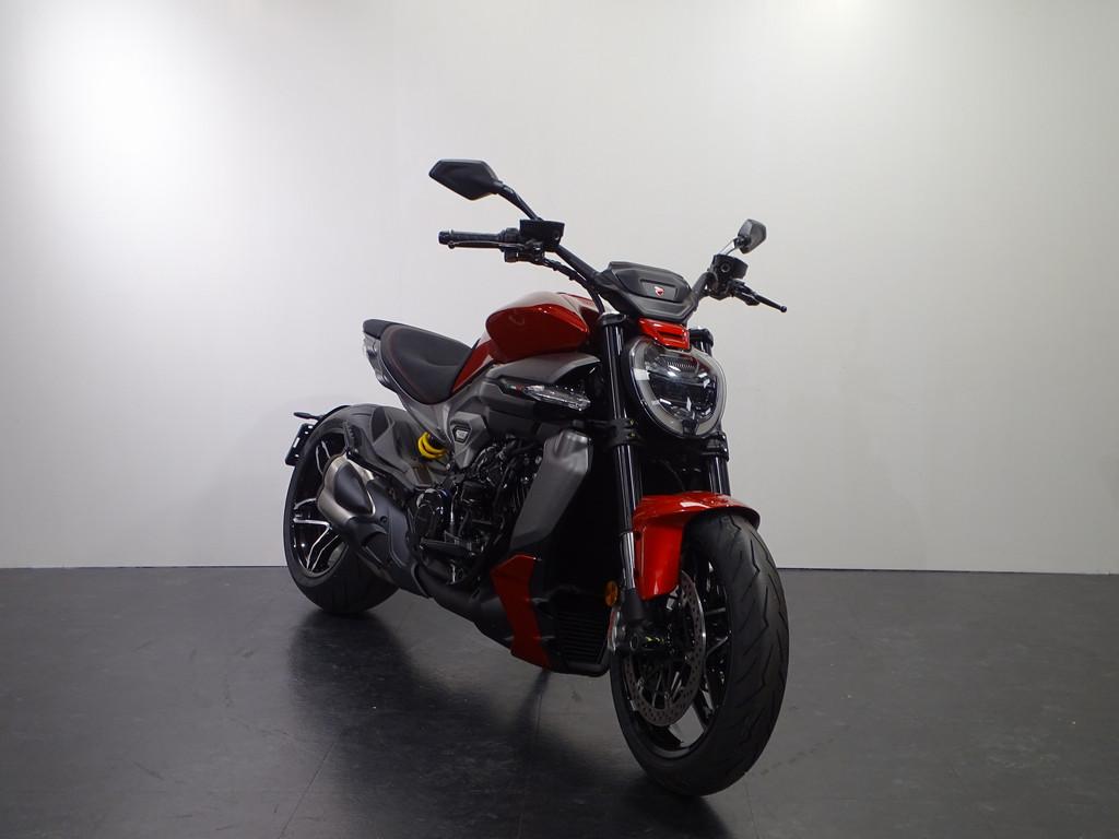Ducati XDiavel V4 - foto 2