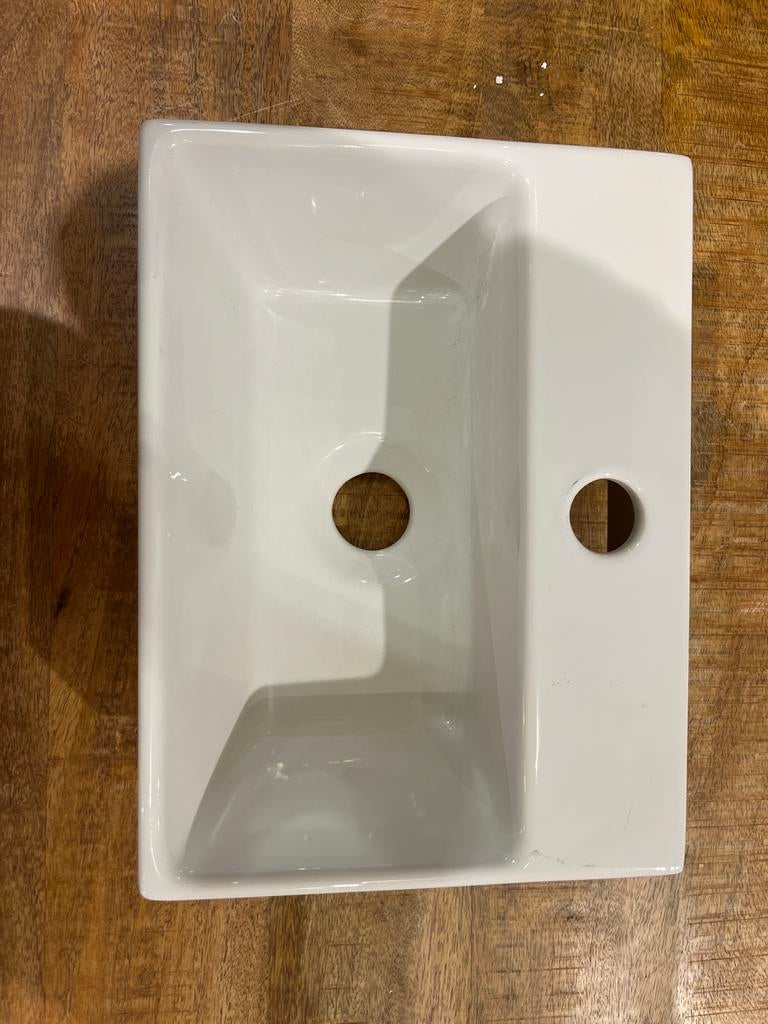 Witte wasbak met twee gaten, Doe-het-zelf en Verbouw, Ophalen of Verzenden, Gebruikt, Wastafel