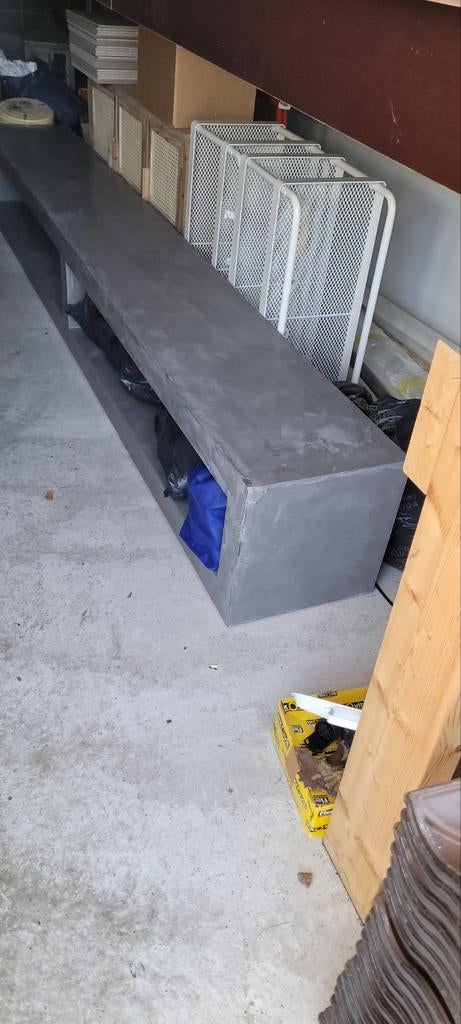 Betoncire tv meubel 302 cm, Gebruikt, Ophalen of Verzenden, 200 cm of meer, Minder dan 100 cm