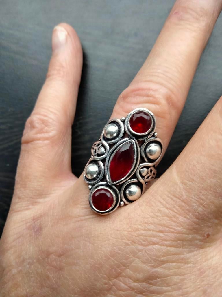 Granaat ring maat 18,75, 18 tot 19, Verzenden, Nieuw, Dame