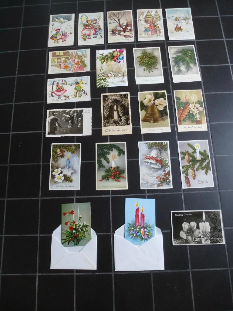21 oude kerstkaarten, Ophalen of Verzenden, 1940 tot 1960, Ongelopen, Feest(dag)