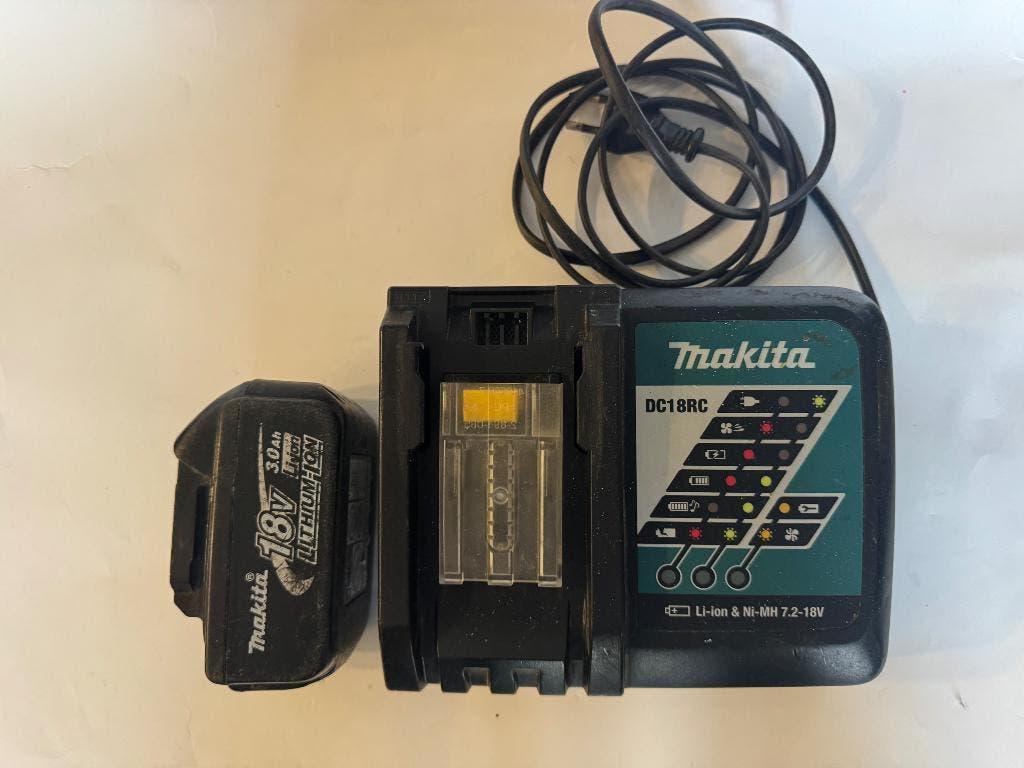 Makita, Verzenden, Zo goed als nieuw, 600 watt of meer, Boor- en Schroefmachine