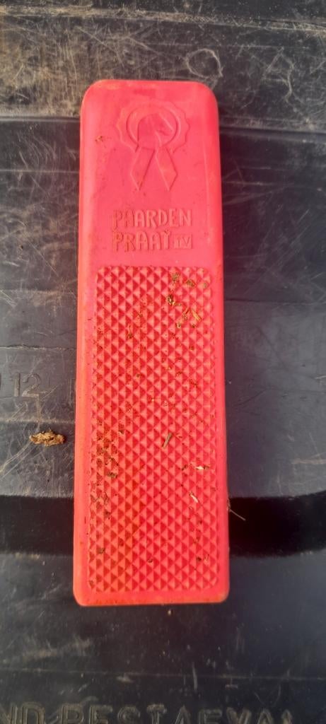 Paardenpraat TV Grooming Brush borstel roze, Dieren en Toebehoren, Ophalen of Verzenden, Zo goed als nieuw