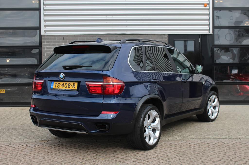 BMW X5 xDrive50i High Executive / ACC / Panoramadak / Softcl, Euro 5, Stof, Origineel Nederlands, Bedrijf