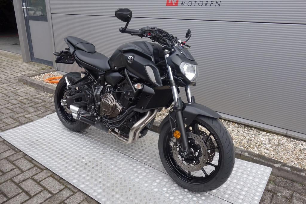 YAMAHA MT 07 ABS (bj 2018) - foto 2